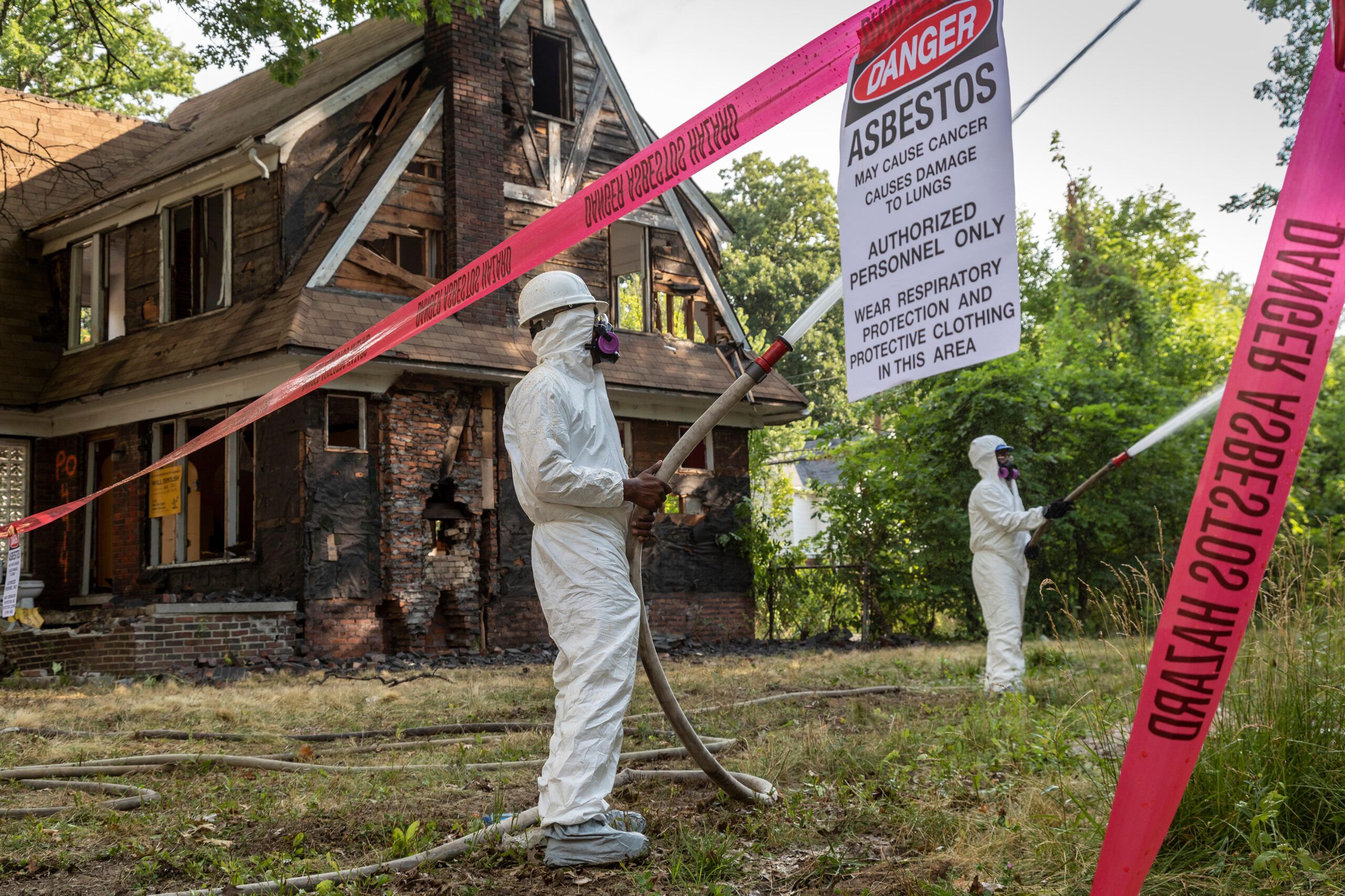 DEALING WITH ASBESTOS HEALTH WORRIES? FIND CERTIFIED REMOVAL EXPERTS IN VANCOUVER