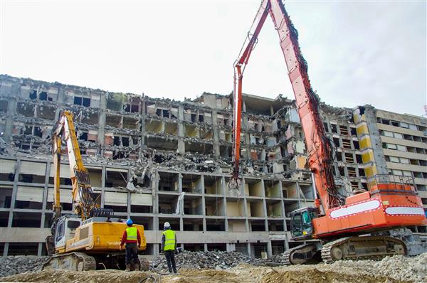 Eco-friendly Demolition: Balancing Progress with Planet Care